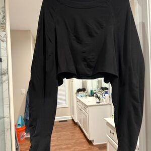 ALO Yoga Black Long Sleeve Crop Top